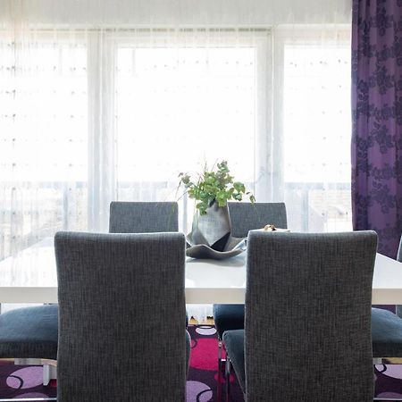2 Bedroom Apt. In The Business Zone- Free Parking Zagreb Exterior foto
