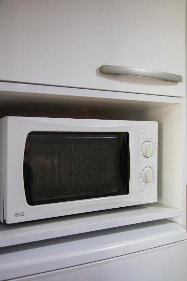 2 Bedroom Apt. In The Business Zone- Free Parking Zagreb Exterior foto
