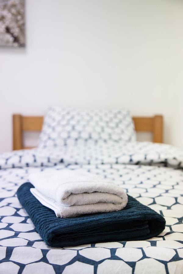 2 Bedroom Apt. In The Business Zone- Free Parking Zagreb Exterior foto