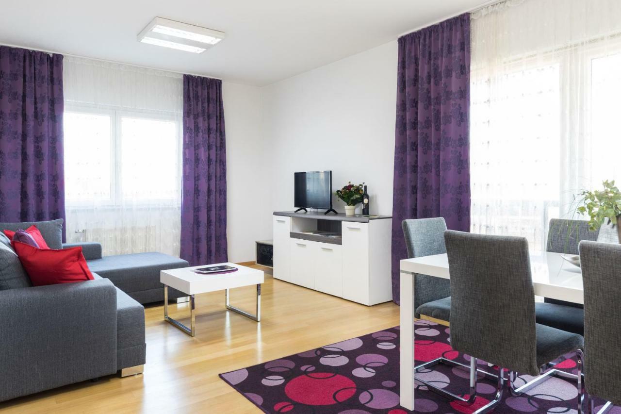 2 Bedroom Apt. In The Business Zone- Free Parking Zagreb Exterior foto