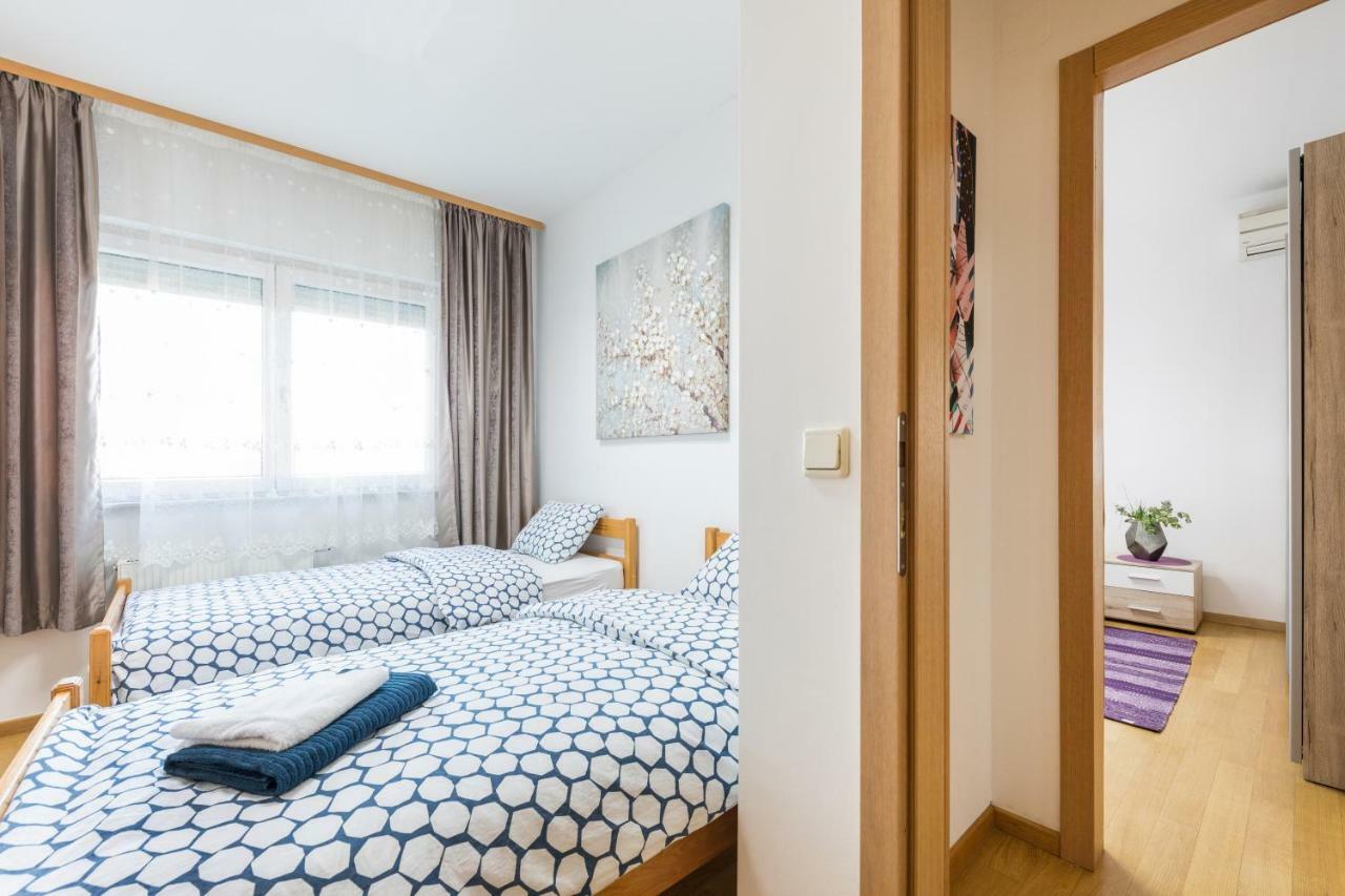 2 Bedroom Apt. In The Business Zone- Free Parking Zagreb Exterior foto